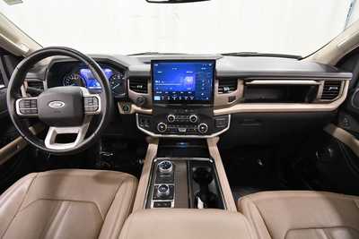 2023 Ford Expedition Max, $51755. Photo 3