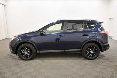 2017 Toyota RAV4, $18679. Photo 4
