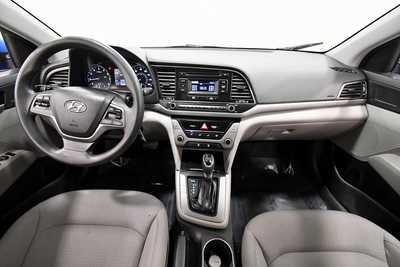 2017 Hyundai Elantra, $7874. Photo 3