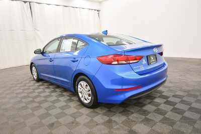 2017 Hyundai Elantra, $7874. Photo 5