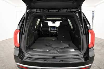 2024 GMC Yukon, $77479. Photo 7