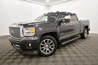 2015 GMC 1500 Crew Cab, $17989. Photo 2