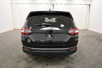 2023 Honda Pilot, $37479. Photo 6