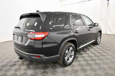 2023 Honda Pilot, $37479. Photo 8