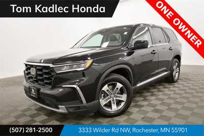 2023 Honda Pilot, $37479. Photo 1