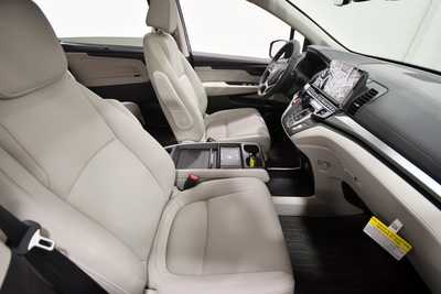 2025 Honda Odyssey, $44265. Photo 12