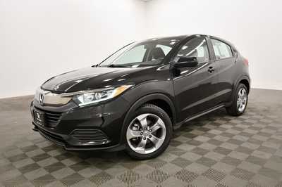 2019 Honda HR-V, $17749. Photo 2