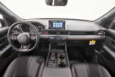 2025 Honda Pilot, $44679. Photo 3