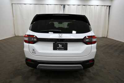 2025 Honda Pilot, $42649. Photo 6