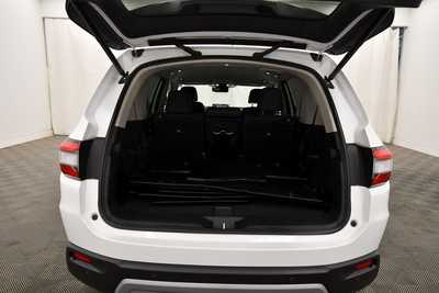 2025 Honda Pilot, $42649. Photo 7