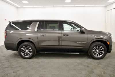 2021 Chevrolet Suburban, $42891. Photo 9