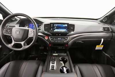 2024 Honda Passport, $38494. Photo 3