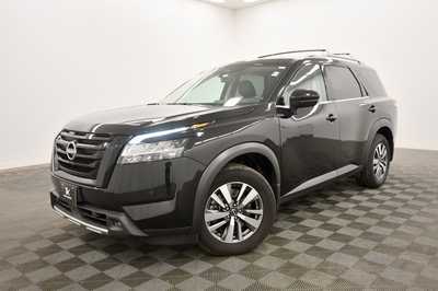 2023 Nissan Pathfinder, $31679. Photo 2