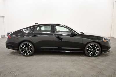 2025 Honda Accord, $40450. Photo 8
