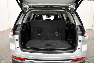 2021 Jeep Grand Cherokee L, $29479. Photo 7