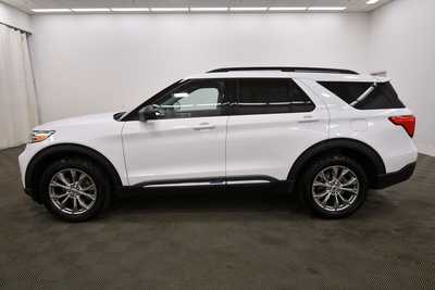 2020 Ford Explorer, $17479. Photo 4