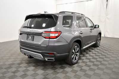 2025 Honda Pilot, $51050. Photo 7