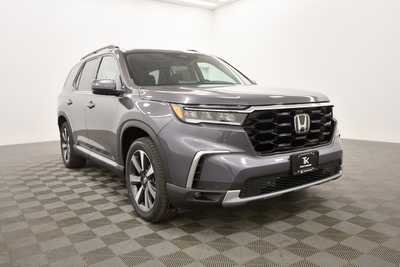 2025 Honda Pilot, $51050. Photo 9
