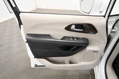 2022 Chrysler Pacifica, $24479. Photo 11