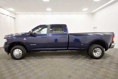 2022 RAM 3500 Crew Cab, $50679. Photo 4