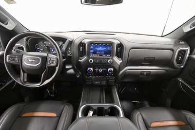 2023 GMC 2500 Crew Cab, $57679. Photo 3