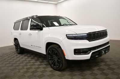 2024 Jeep Grand Wagoneer, $75997. Photo 10