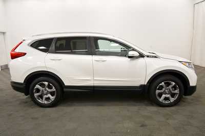2018 Honda CR-V, $20679. Photo 9
