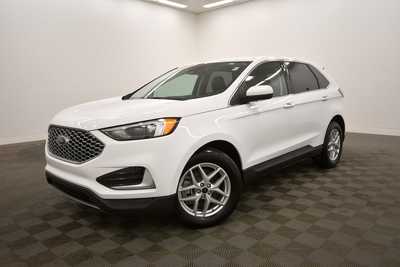 2023 Ford Edge, $23579. Photo 2