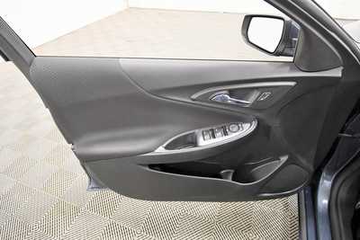 2021 Chevrolet Malibu, $14989. Photo 12