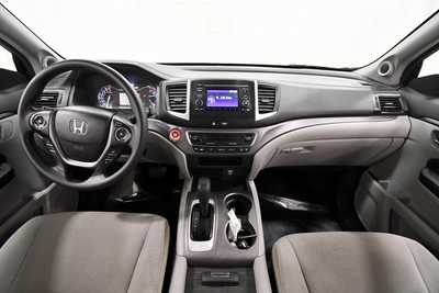 2016 Honda Pilot, $15699. Photo 3