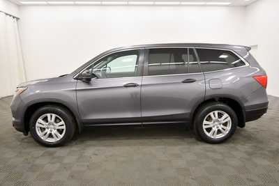 2016 Honda Pilot, $15699. Photo 4