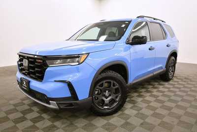 2025 Honda Pilot, $45998. Photo 2