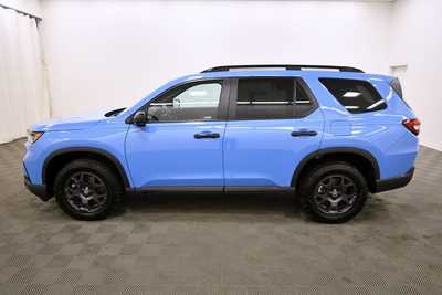 2025 Honda Pilot, $45998. Photo 4