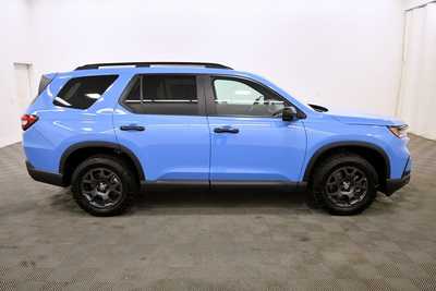 2025 Honda Pilot, $45998. Photo 9