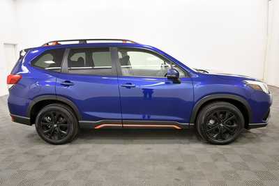 2024 Subaru Forester, $30989. Photo 9