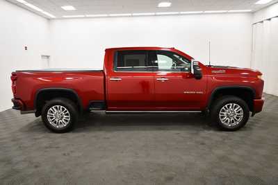 2022 Chevrolet 2500 Crew Cab, $55679. Photo 9