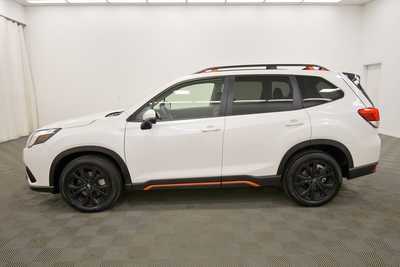 2024 Subaru Forester, $31989. Photo 4