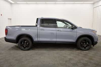2025 Honda Ridgeline, $48655. Photo 8