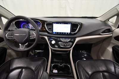 2023 Chrysler Pacifica, $28649. Photo 3