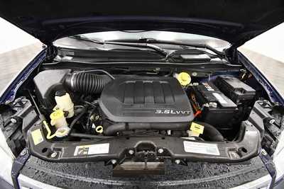 2015 Chrysler Town & Country, $11679. Photo 12