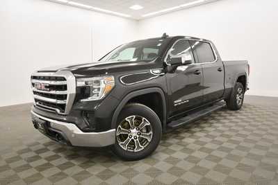 2020 GMC 1500 Crew Cab, $33989. Photo 2