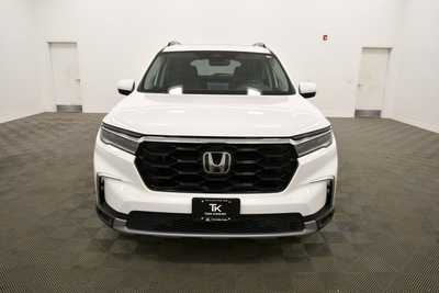2023 Honda Pilot, $43703. Photo 11