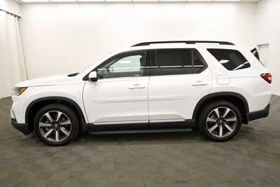 2023 Honda Pilot, $43703. Photo 4