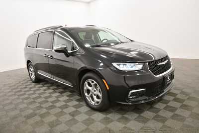 2023 Chrysler Pacifica, $29497. Photo 10