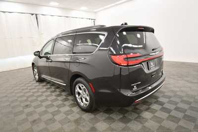 2023 Chrysler Pacifica, $29497. Photo 5