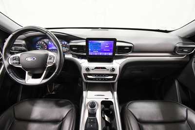 2022 Ford Explorer, $30989. Photo 3