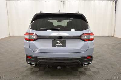 2025 Honda Pilot, $54985. Photo 6