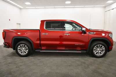 2024 GMC 1500 Crew Cab, $62679. Photo 9