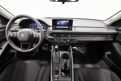 2023 Honda Accord, $25989. Photo 3