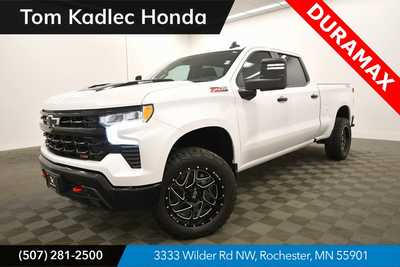 2022 Chevrolet 1500 Crew Cab, $48979. Photo 1